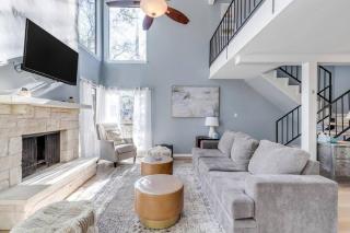 2b1b Hidden Oasis in the Hills- Close to Downtown - 7