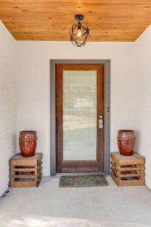2b1b Hidden Oasis in the Hills- Close to Downtown - Austin - 2