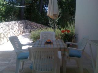 Apartments Villa Pelegrin - Zavala - 7