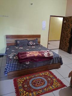 Stacy Guest House - 3