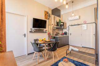 ADIRA Résid'Marseille Vieux-port 2 étoiles - 1