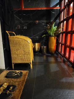 Super luxury Gold Room with private pool at Homestay by the tea garden Dibrugarh - Dibrugarh - 4