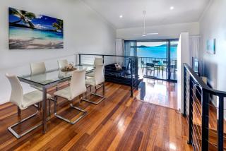 The Panorama 3, Hamilton Island 2 Bedroom 2 Bathroom Ocean View Modern Apartment - Hamilton Island - 4
