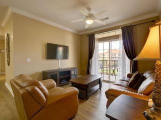 Poolside condo at Tuscana Resort with Hot Tub - 4