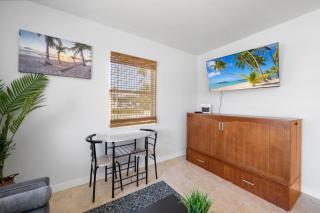Cottage Bungalow Near Beach! King Bed with Pool & BBQ - 1