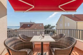 Apartment Makarska - 0