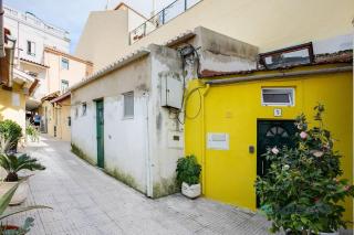 Tiny little home in the city centre - Lissabon - 6