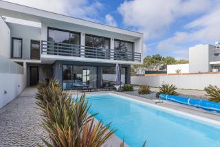 Sunny Paradise W/ Pool by LovelyStay - - 3