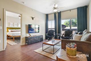 Comfortable Accommodations for 8 in North Austin - Austin - 1