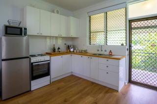 Nightcliff Retreat: Stylish 2BR Apt Near Foreshore - Nightcliff - 3