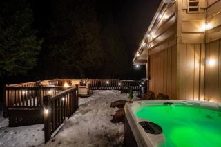 Red Rock Falls Cabin, 8 miles from Yosemite South Gate, with trailhead, Game Room and HotTub - Oakhurst - 7