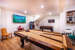 Red Rock Falls Cabin, 8 miles from Yosemite South Gate, with trailhead, Game Room and HotTub - Oakhurst - 3