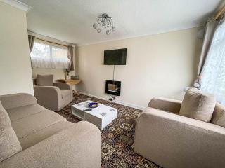 Superb Chalet In Nearby Hemsby Beach In Norfolk With Free Wifi Ref 00122Ba - 8