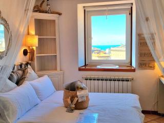 Le Petit Phare - Triest - 8