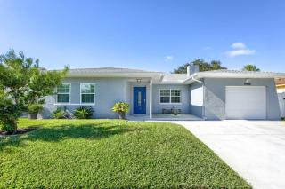 Poolside Paradise - Pinellas Park - 0