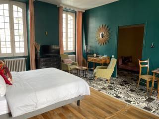 La Maison aux murs anciens et ses chambres - Tarbes - 1