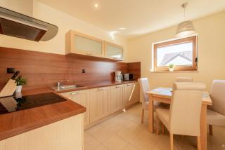 Klimatyczny Apartament Sun Seasons 24 w Rewalu Blisko Plaży by Noclegi Renters - Rewal - 3
