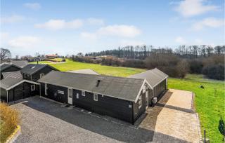 Five-Bedroom Holiday Home In Rudkobing - Spodsbjerg - 3
