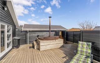 Five-Bedroom Holiday Home In Rudkobing - 2