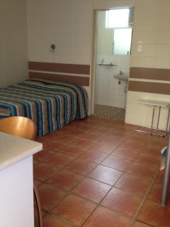 Sunburst Motel - Gold Coast - 8