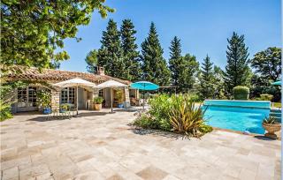 Stunning Home In Taradeau With Kitchen - Taradeau - 9