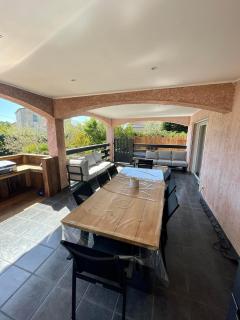 Villa avec piscine entièrement rénovée à 5min de la plage de pinia - 9