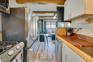 Broadway Cabin with Hot Tub Hike and Ski - - 3