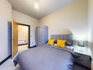 Gibson Manor Apartments - 7