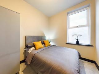 Gibson Manor Apartments - Wallasey - 7