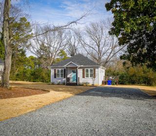 Completely Renovated - The Bohemian House - Durham - 5