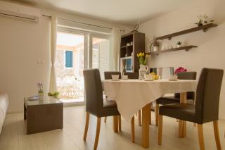 Sea Breeze Suite - Beachfront - Kali - 4