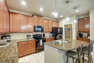 San Antonio Vacation Rental with Patio Near SeaWorld - San Antonio - 2