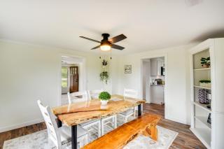 Cozy Fair Play Home with Deck 4 Mi to Lake Hartwell! - Fair Play - 3