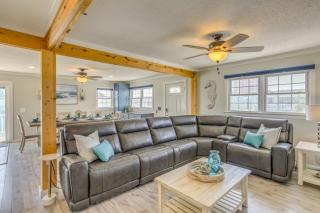 Waterfront Home with Deck in North Myrtle Beach! - Myrtle Beach - 8