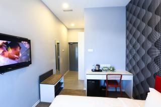 Cenang Plaza Beach Hotel - Pantai Cenang - 3