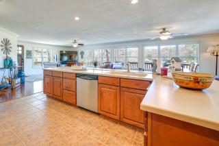 Spacious Vacation Rental Home on Eufaula Lake! - Eufaula - 2