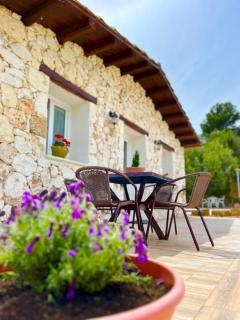 Overlooking hill new tipical Sicilian house in rustic style with private garden and parking - Avola - 0