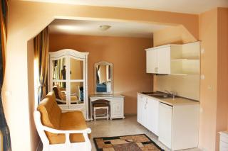 Family Hotel Paros 2 - Pomorie - 3