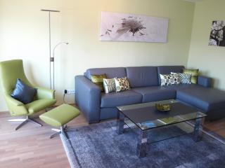 Lake View Apartment - 3