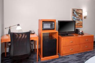 Fairfield Inn and Suites by Marriott Gadsden - 3