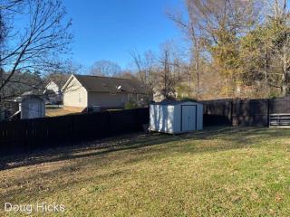 Pet- Friendly, & Close to Uptown - Charlotte - 4