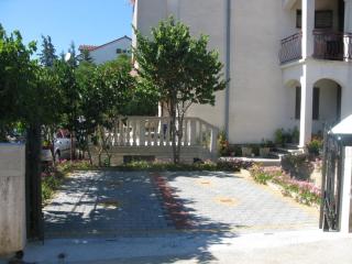 Apartments with a parking space Biograd na Moru, Biograd - 21048 - Biograd na Moru - 1