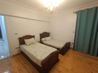 Apartment closes to city stars شقة فخمة من سيتي ستارز - Cairo - 2