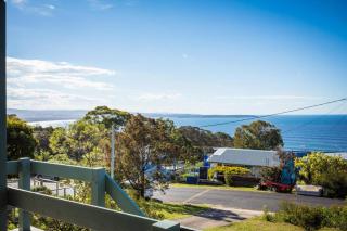 Sea Home With a View at Pambula Beach-Pet Friendly - Pambula Beach - 7