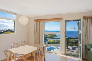 Sea Home With a View at Pambula Beach-Pet Friendly - Pambula Beach - 4