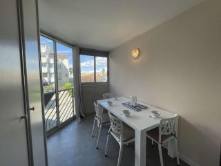 Appartement 2 pièces avec loggia et piscine à 100m de la plage - Le Grau-du-Roi - FR-1-250-250 - Le Grau-du-Roi - 7