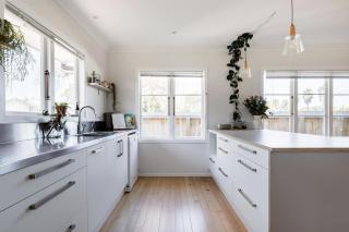Mid-century modern family home - Auckland - 1