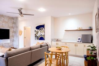 Torquay Bliss Retreat with Sauna and Hot Tub - 7