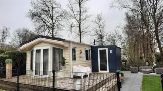 VakantieNoord, chalet 6p with veranda, located in Friesland, 5 stars camping on the lake - Suameer - 7