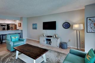 Sabine Yacht & Racquet #1B - Pensacola Beach - 6